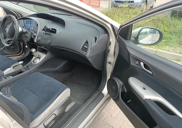 Honda Civic cena 21900 przebieg: 157000, rok produkcji 2008 z Sosnowiec małe 137